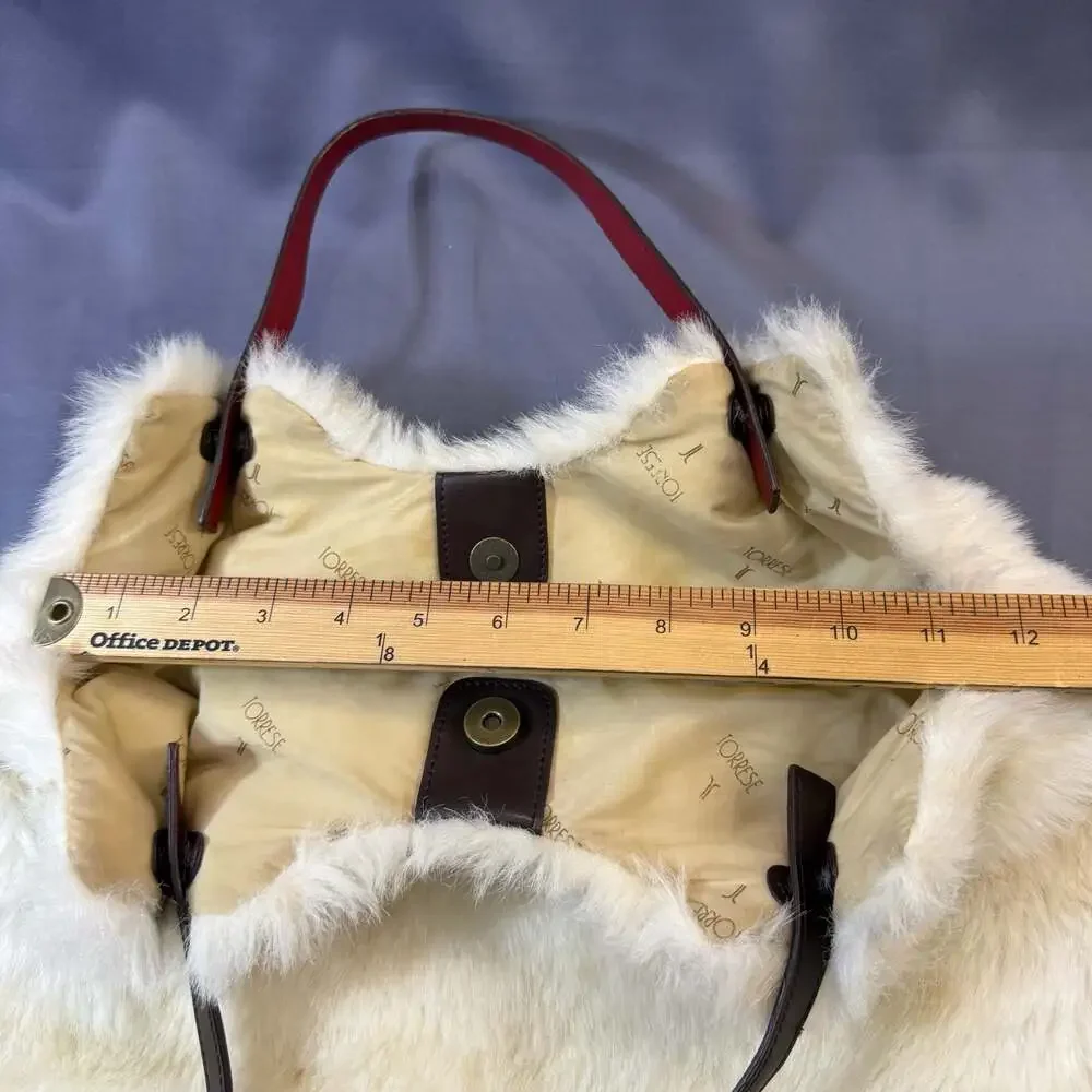 Torrese lining has magnetic